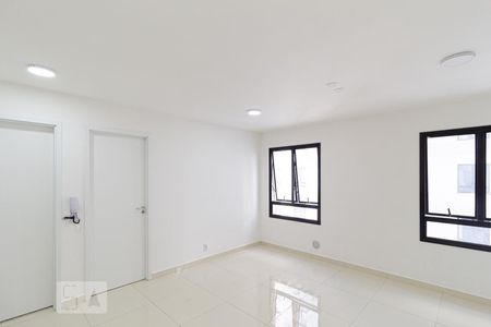 Sala de apartamento para alugar com 1 quarto, 35m² em Presidente Altino, Osasco