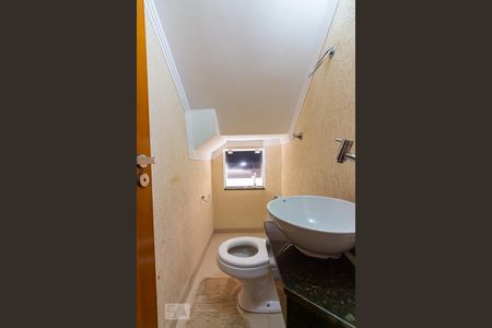 Lavabo de casa à venda com 3 quartos, 150m² em Vila Yolanda, Osasco
