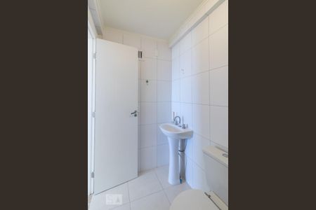 Apartamento para alugar com 54m², 2 quartos e 1 vaga Apartamento para alugar com 54m², 2 quartos e 1 vagaBanheiro da Suíte