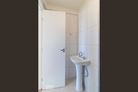 Apartamento para alugar com 54m², 2 quartos e 1 vaga Apartamento para alugar com 54m², 2 quartos e 1 vagaBanheiro Corredor
