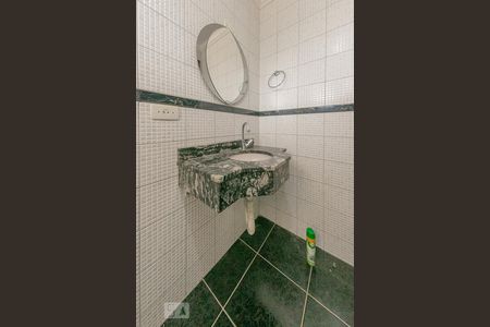 Lavabo de casa para alugar com 3 quartos, 178m² em Abranches, Curitiba