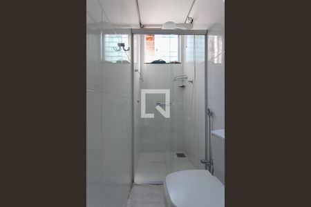 Casa à venda com 110m², 3 quartos e 1 vaga Casa à venda com 110m², 3 quartos e 1 vagaBanheiro da Suíte