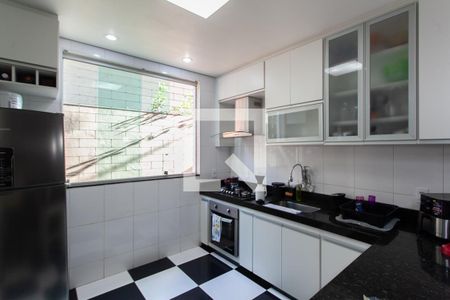 Casa à venda com 110m², 3 quartos e 1 vaga Casa à venda com 110m², 3 quartos e 1 vagaCozinha