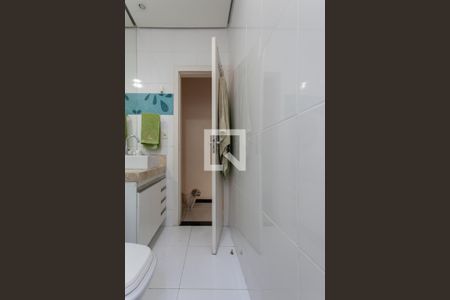 Casa à venda com 110m², 3 quartos e 1 vaga Casa à venda com 110m², 3 quartos e 1 vagaBanheiro Social