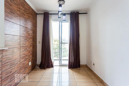 Sala de apartamento para alugar com 2 quartos, 47m² em Metalúrgicos, Osasco
