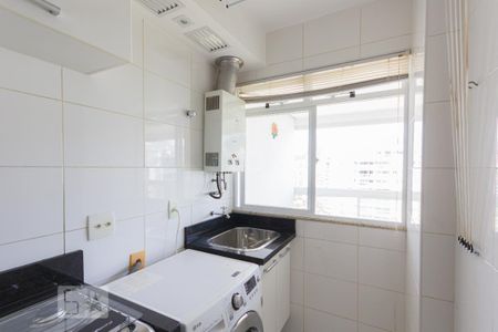Apartamento à venda com 67m², 2 quartos e 1 vaga Apartamento à venda com 67m², 2 quartos e 1 vagaCozinha e Área de Serviço