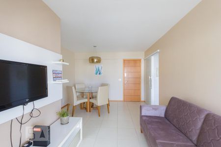 Apartamento à venda com 67m², 2 quartos e 1 vaga Apartamento à venda com 67m², 2 quartos e 1 vagaSala