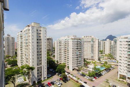 Apartamento à venda com 67m², 2 quartos e 1 vaga Apartamento à venda com 67m², 2 quartos e 1 vagaVista