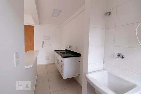 Studio para alugar com 35m², 1 quarto e 1 vaga Studio para alugar com 35m², 1 quarto e 1 vagaCozinha / Lavanderia