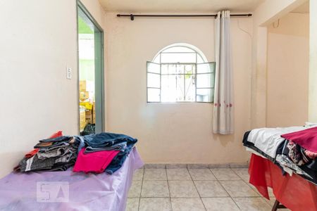 Casa à venda com 312m², 1 quarto e 2 vagasCasa 2 - Quarto 2