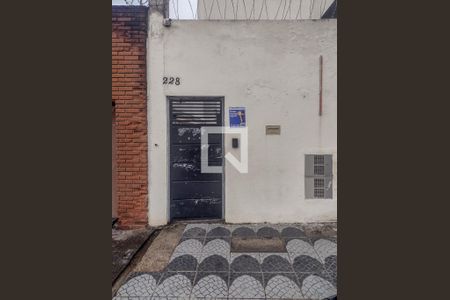 Apartamento para alugar com 70m², 2 quartos e sem vagaFachada