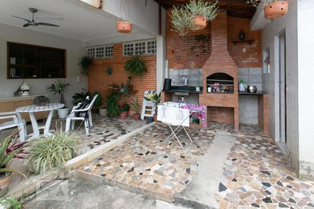 Casa à venda com 732m², 3 quartos e 5 vagas Casa à venda com 732m², 3 quartos e 5 vagasVaranda gourmet