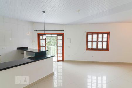 Cozinha / Quarto de kitnet/studio para alugar com 1 quarto, 50m² em Jardim Santos Dumont, São Paulo