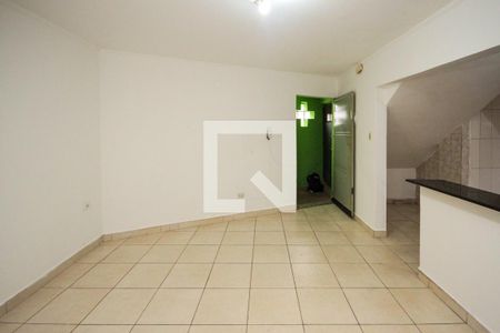 Sala de casa para alugar com 2 quartos, 200m² em Vila Ema, São Paulo