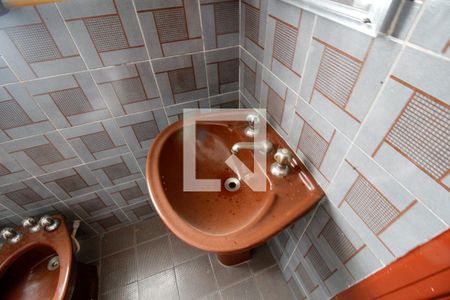 Casa à venda com 225m², 4 quartos e 2 vagasBanheiro