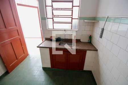 Casa à venda com 225m², 4 quartos e 2 vagasCozinha