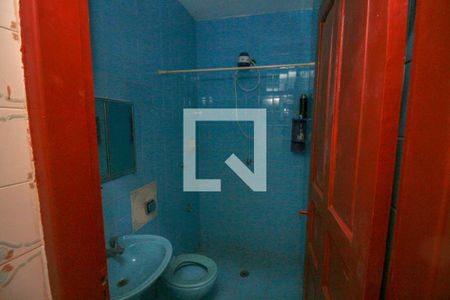 Casa à venda com 225m², 4 quartos e 2 vagasBanheiro