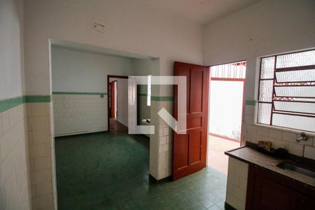 Casa à venda com 225m², 4 quartos e 2 vagasCozinha