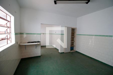 Casa à venda com 225m², 4 quartos e 2 vagasCozinha