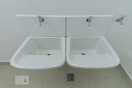 Casa para alugar com 290m², 3 quartos e 2 vagasÁrea de Serviço