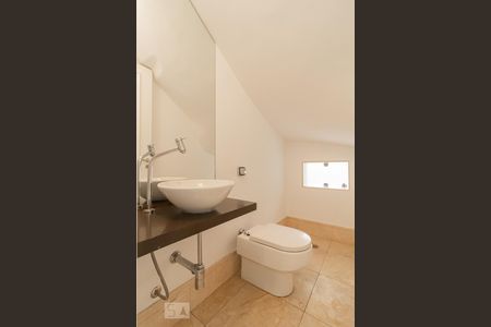 Casa para alugar com 290m², 3 quartos e 2 vagasLavabo