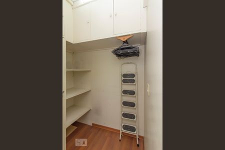 Apartamento para alugar com 110m², 3 quartos e 2 vagas Apartamento para alugar com 110m², 3 quartos e 2 vagasQuarto de Serviço