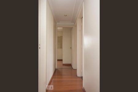 Apartamento para alugar com 110m², 3 quartos e 2 vagas Apartamento para alugar com 110m², 3 quartos e 2 vagasCorredor
