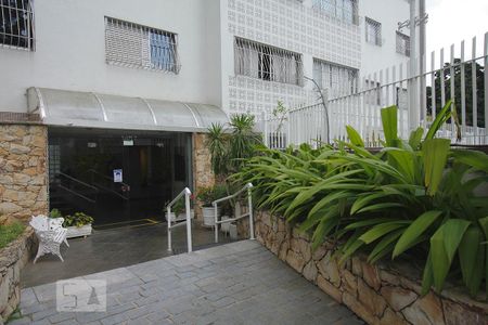 Apartamento para alugar com 110m², 3 quartos e 2 vagas Apartamento para alugar com 110m², 3 quartos e 2 vagasÁrea comum - Entrada