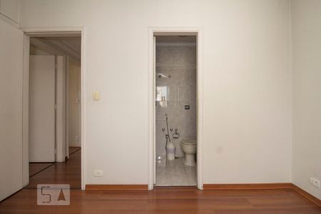 Apartamento para alugar com 110m², 3 quartos e 2 vagas Apartamento para alugar com 110m², 3 quartos e 2 vagasBanheiro Suíte