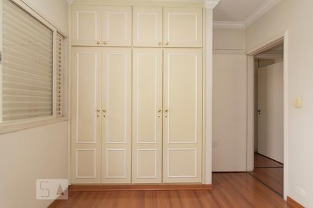 Apartamento para alugar com 110m², 3 quartos e 2 vagas Apartamento para alugar com 110m², 3 quartos e 2 vagasQuarto Suíte - Armários
