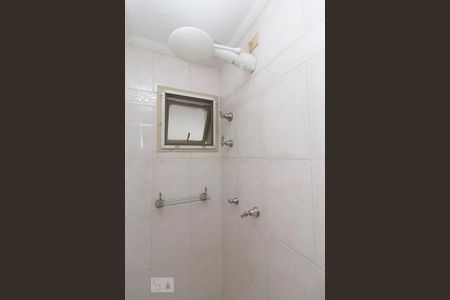 Apartamento para alugar com 110m², 3 quartos e 2 vagas Apartamento para alugar com 110m², 3 quartos e 2 vagasDetalhe Banheiro Corredor