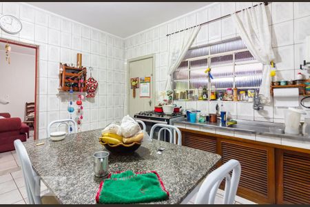 Casa à venda com 250m², 3 quartos e 2 vagasCozinha