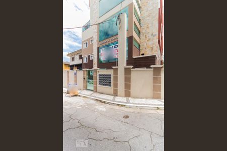 Apartamento à venda com 42m², 2 quartos e sem vaga Apartamento à venda com 42m², 2 quartos e sem vagaFachada