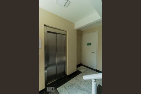 Apartamento à venda com 42m², 2 quartos e sem vaga Apartamento à venda com 42m², 2 quartos e sem vagaÁrea comum