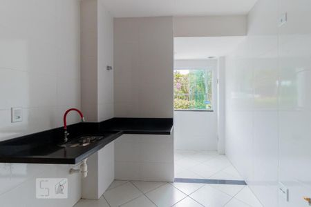 Apartamento à venda com 42m², 2 quartos e sem vaga Apartamento à venda com 42m², 2 quartos e sem vagaCozinha