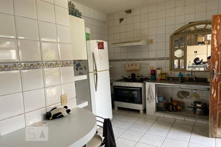 Casa à venda com 90m², 2 quartos e 2 vagasCozinha