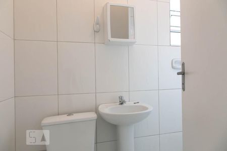 Banheiro  de apartamento para alugar com 1 quarto, 30m² em Cidade Líder, São Paulo