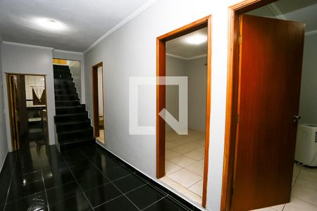 Casa para alugar com 200m², 3 quartos e 1 vagaHall dos Quartos