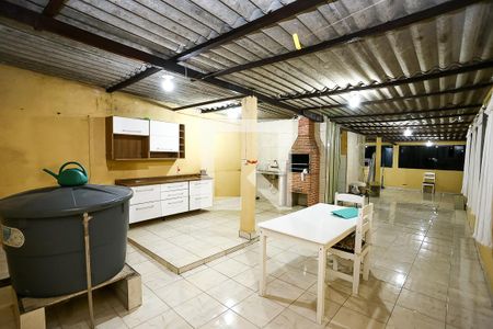 Casa para alugar com 200m², 3 quartos e 1 vagaChurrasqueira