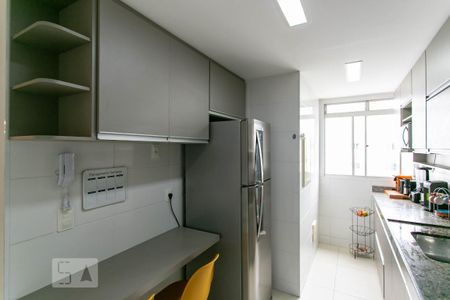 Apartamento para alugar com 156m², 3 quartos e 4 vagas Apartamento para alugar com 156m², 3 quartos e 4 vagasCozinha