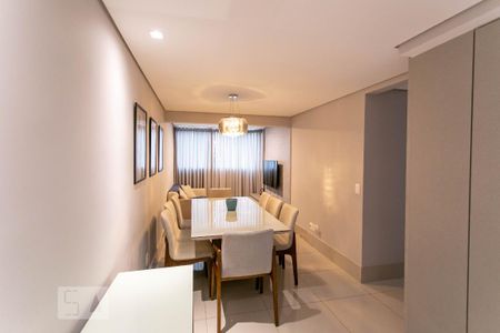 Sala de apartamento à venda com 3 quartos, 156m² em Indaiá, Belo Horizonte