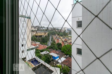 Apartamento para alugar com 156m², 3 quartos e 4 vagas Apartamento para alugar com 156m², 3 quartos e 4 vagasVista do Quarto 1