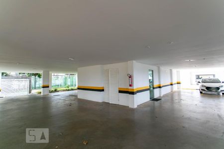 Apartamento para alugar com 156m², 3 quartos e 4 vagas Apartamento para alugar com 156m², 3 quartos e 4 vagasGaragem