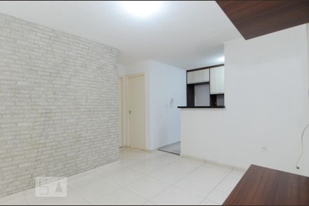 Sala de apartamento para alugar com 2 quartos, 41m² em Água Chata, Guarulhos