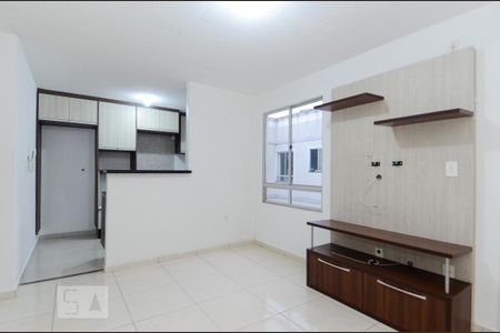 Sala de apartamento para alugar com 2 quartos, 41m² em Água Chata, Guarulhos