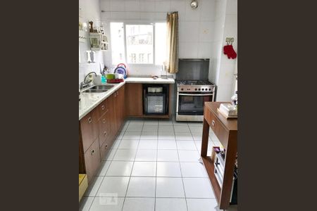 Apartamento à venda com 146m², 3 quartos e 3 vagas Apartamento à venda com 146m², 3 quartos e 3 vagasCozinha