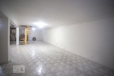 Casa à venda com 440m², 4 quartos e 6 vagasGaragem