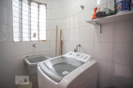 Casa à venda com 440m², 4 quartos e 6 vagasÁrea de serviço