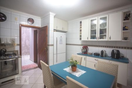 Casa à venda com 440m², 4 quartos e 6 vagasCozinha