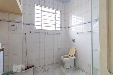 Casa à venda com 90m², 3 quartos e sem vaga Casa à venda com 90m², 3 quartos e sem vagaBanheiro